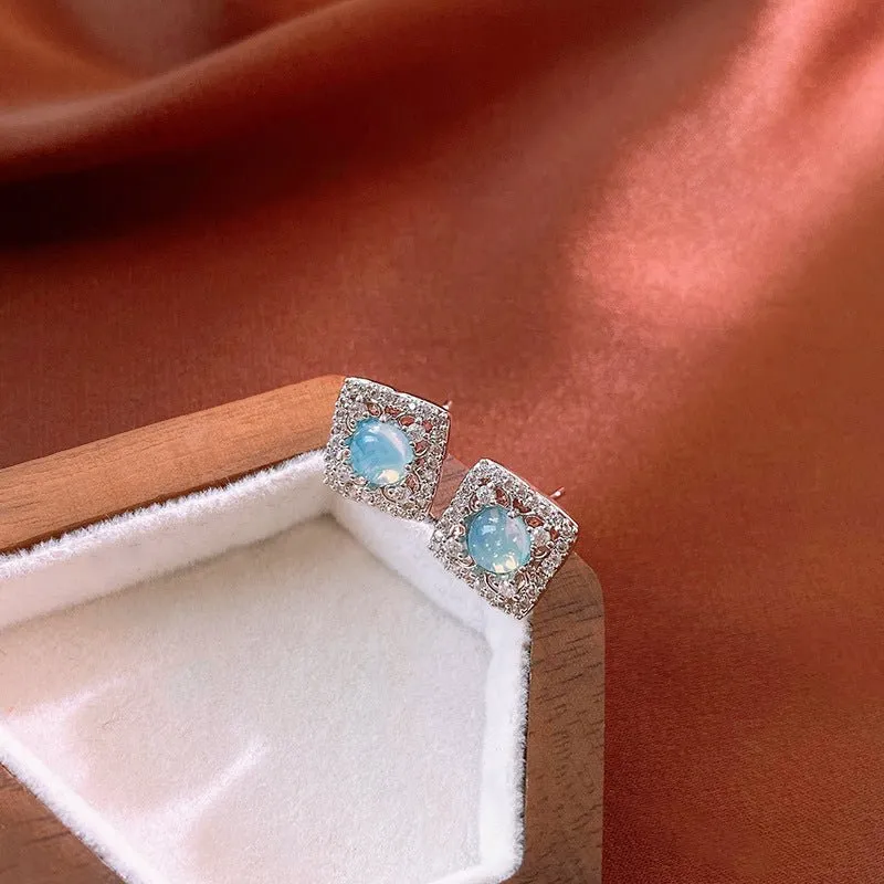 Baroque Stud Earrings - Sierra