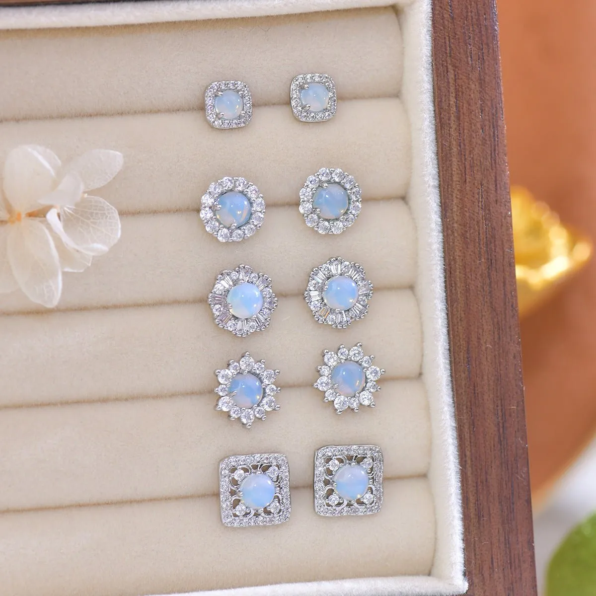 Baroque Stud Earrings - Sierra