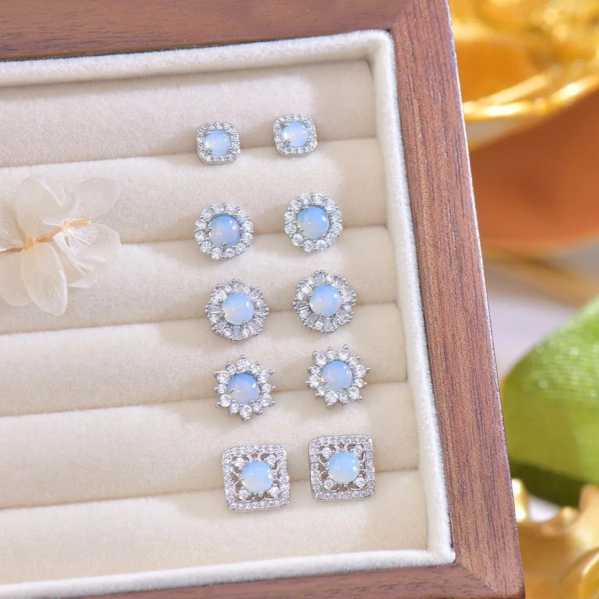 Baroque Stud Earrings - Sierra