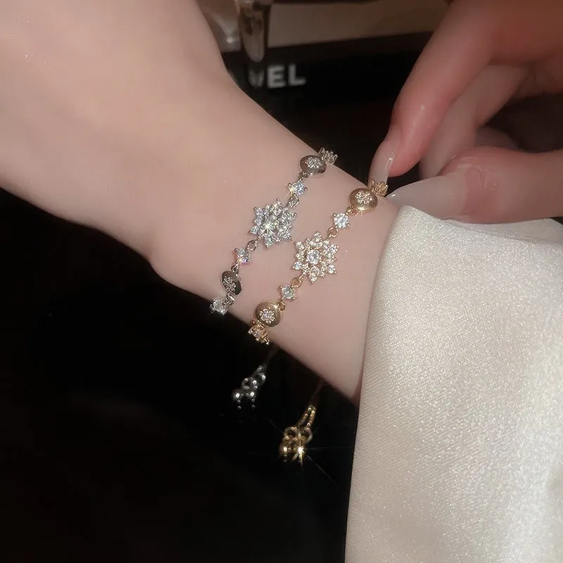 Moonlit Fleur Bracelet