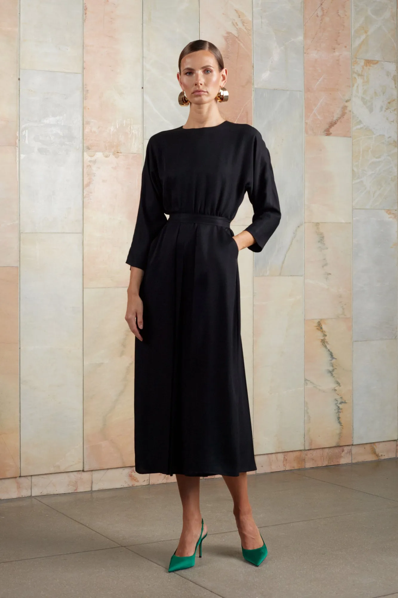 TILDA black pleated dress with pockets