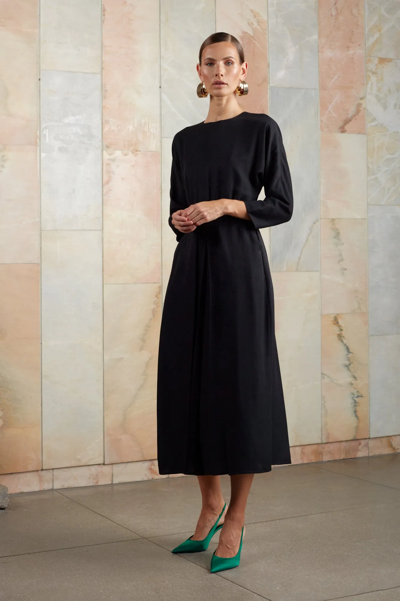 TILDA black pleated dress with pockets